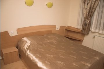 Romania Privát Sinaia, Exterior